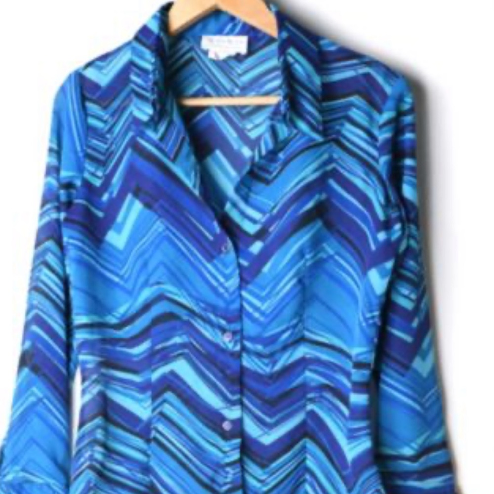 Vintage Y2K Stripe Patterned Button-Up Blouse size Small